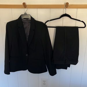 Express Women’s suit